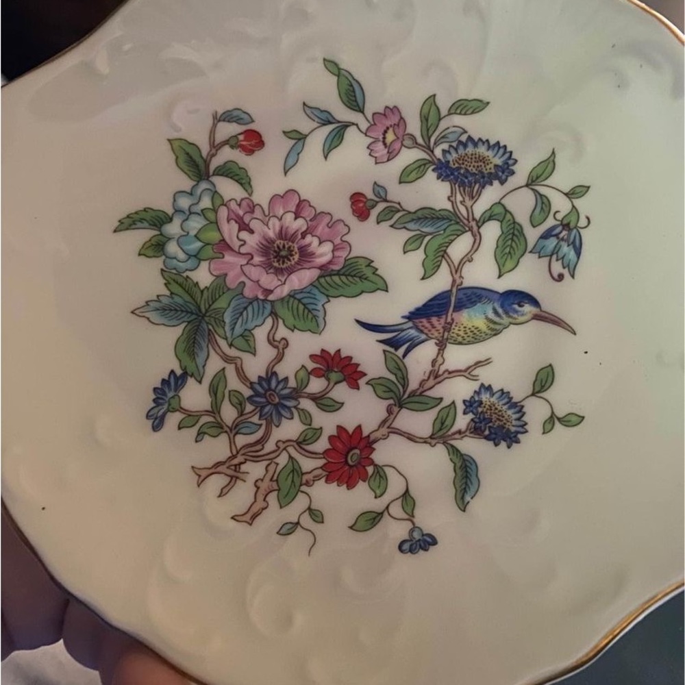 Pembroke Aynsley small trinket/pin dish gold trim England, 5 1/2 inch bone china